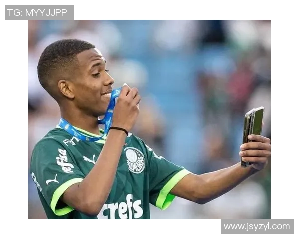 巴西近13场比赛埃斯特旺独占鳌头攻入5球队友最多仅得2球