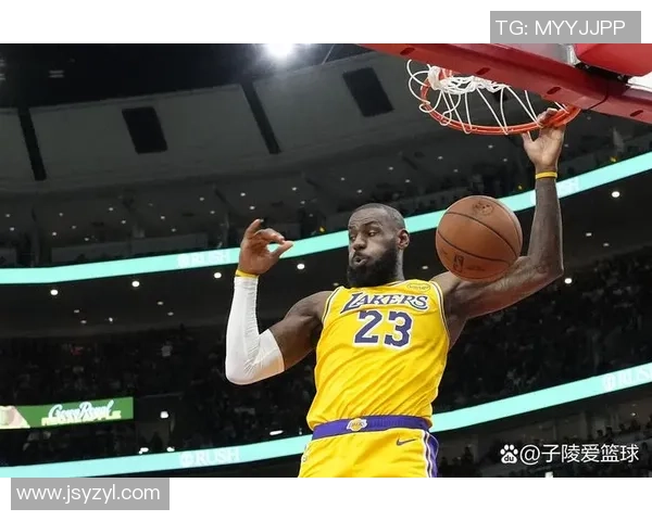 詹姆斯41岁再创历史新高湖人三分绝杀逆转比赛精彩瞬间